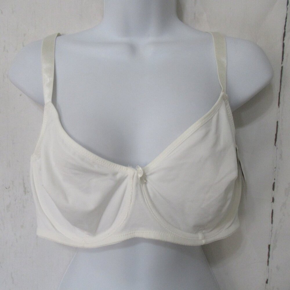 New Donna Loren Bra 38C‎ Cream Underwire Back Closure